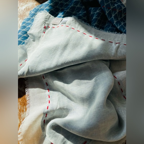 TILO Scarves Square Scarf. NEW. Detailed top stitching and ultra soft. - Picture 9 of 14